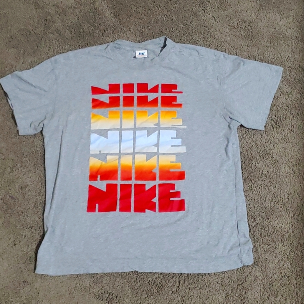 Nike t shirt